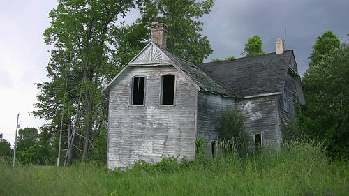 Haunted house. Abandoned farmhouse in rural Ontario. HD.